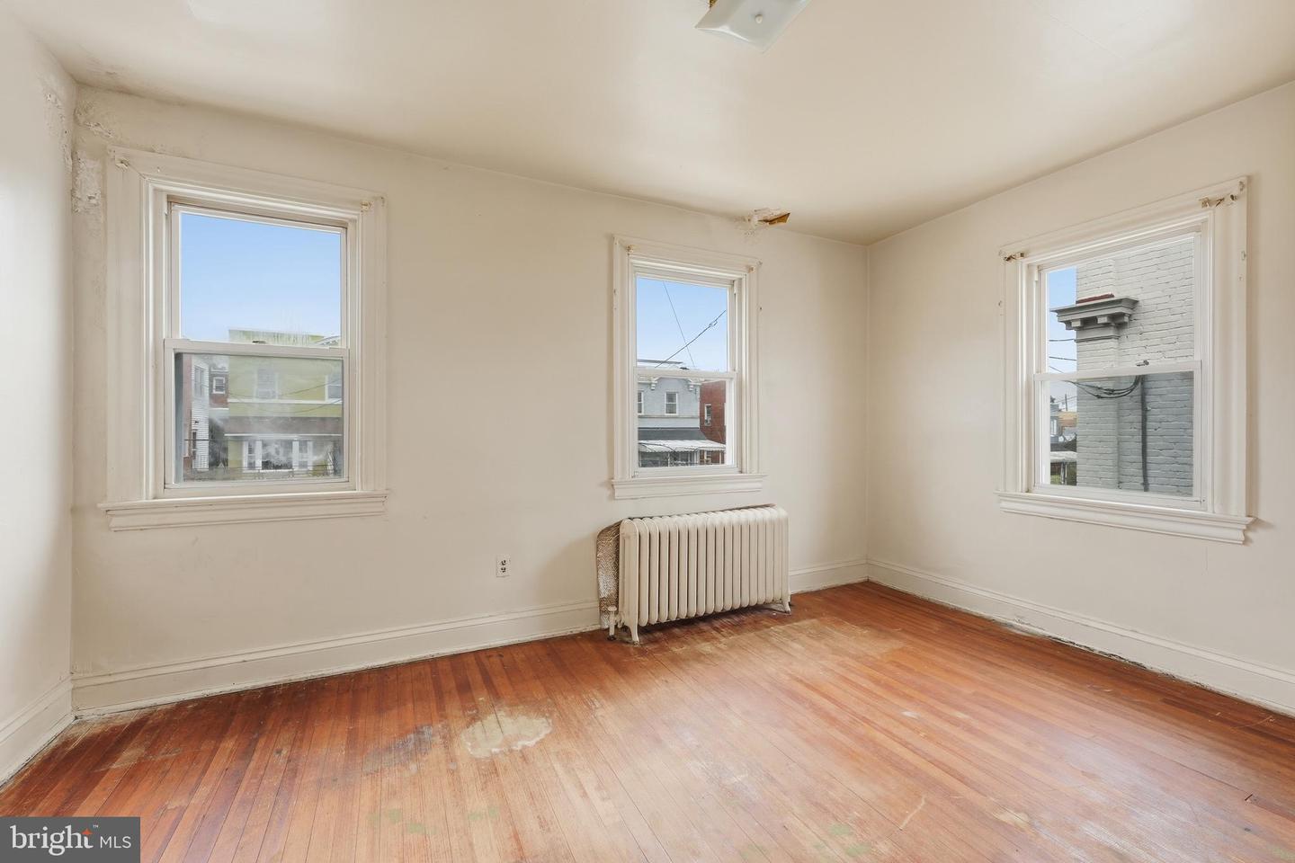 726 Somerset Pl Nw Property Photo 20