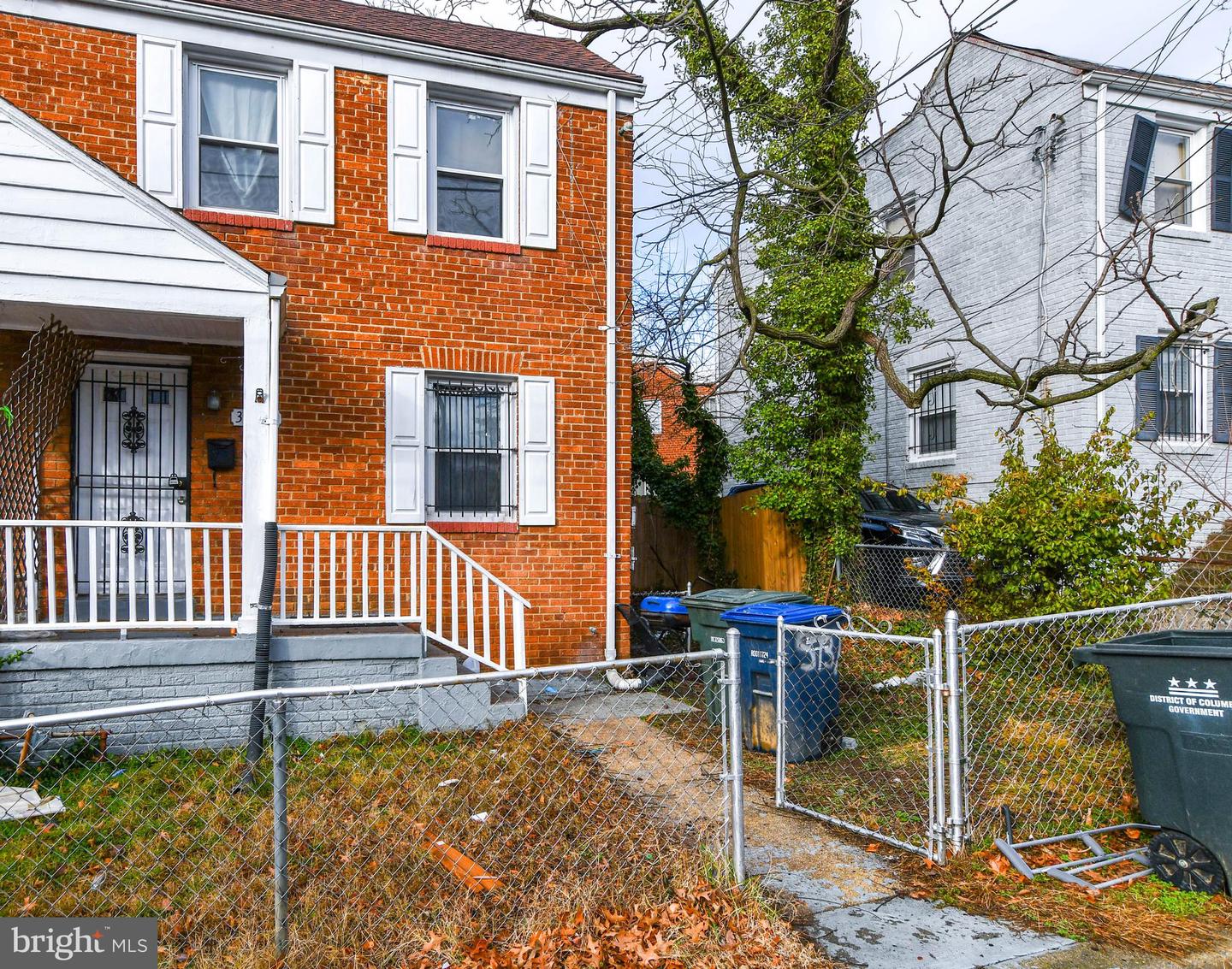 3737 Horner Pl Se Property Photo 2