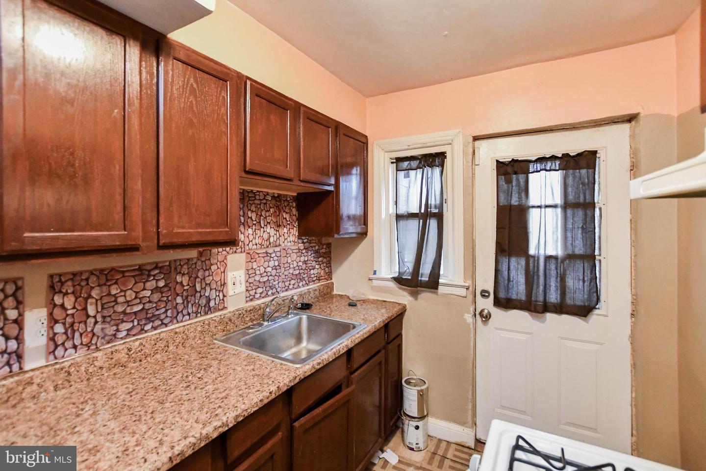 3737 Horner Pl Se Property Photo 14