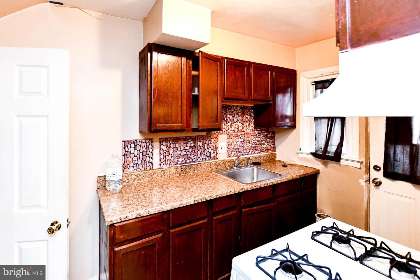 3737 Horner Pl Se Property Photo 15