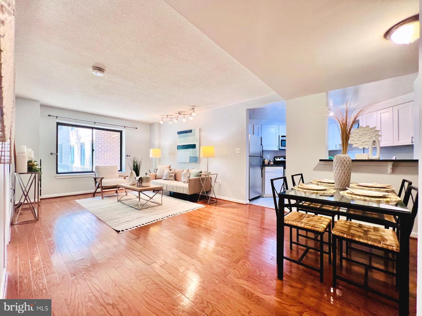2111 Wisconsin Ave Nw #110 Property Photo 3