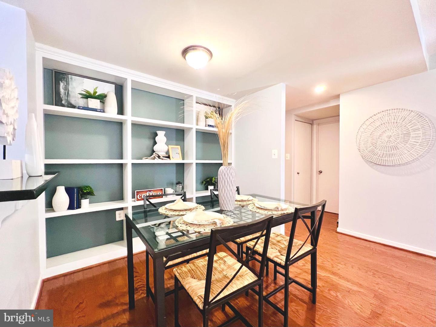 2111 Wisconsin Ave Nw #110 Property Photo 4