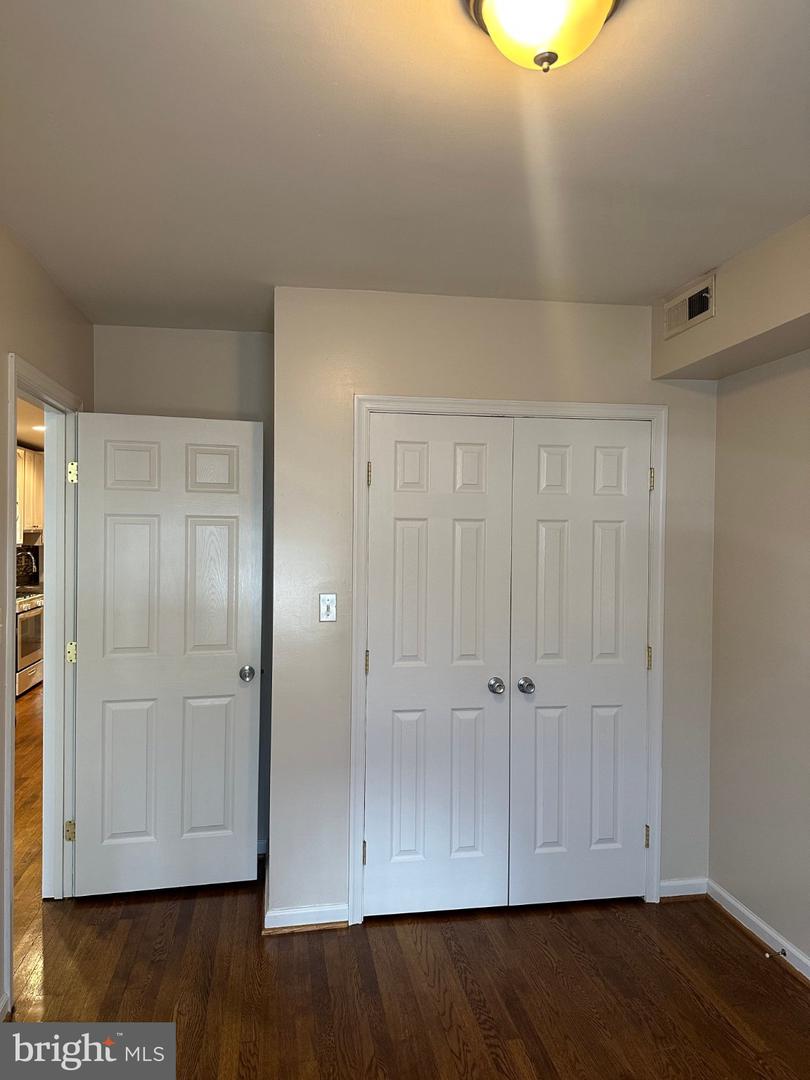 1913 Rosedale St Ne #1 Property Photo 11