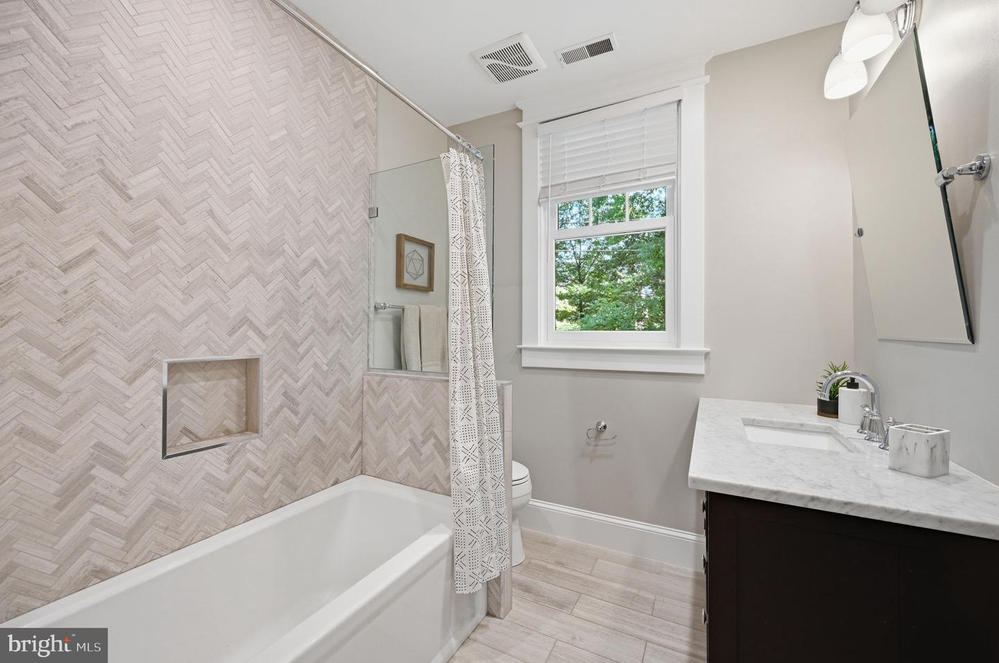 3707 Military Rd Nw Property Photo 24