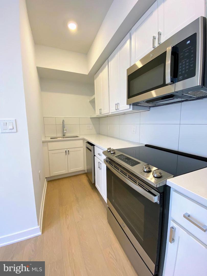 3435 BROWN ST NW #21 Property Photo 1