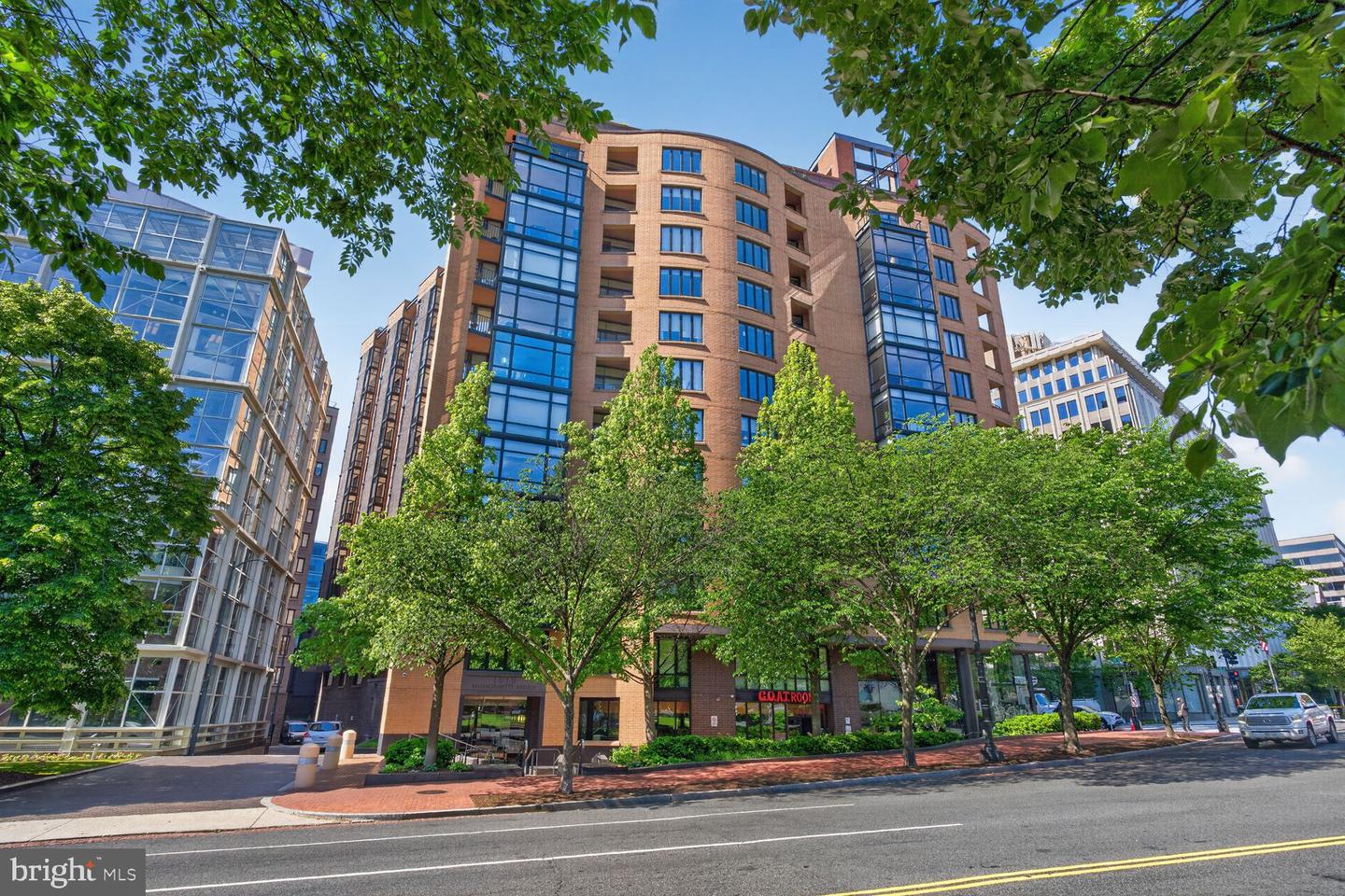 1010 Massachusetts Ave Nw #807 Property Photo 21