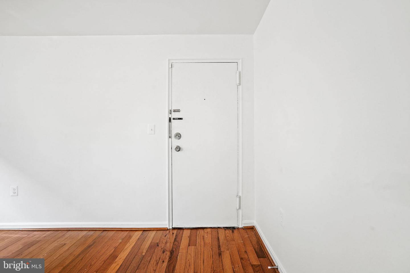 3281 15th Pl Se #202 Property Photo 4