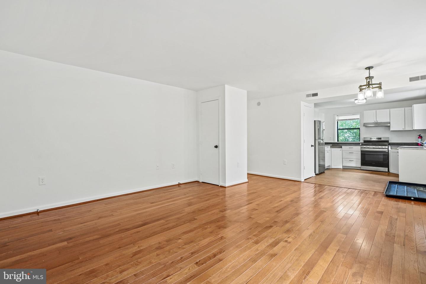 3281 15th Pl Se #202 Property Photo 5