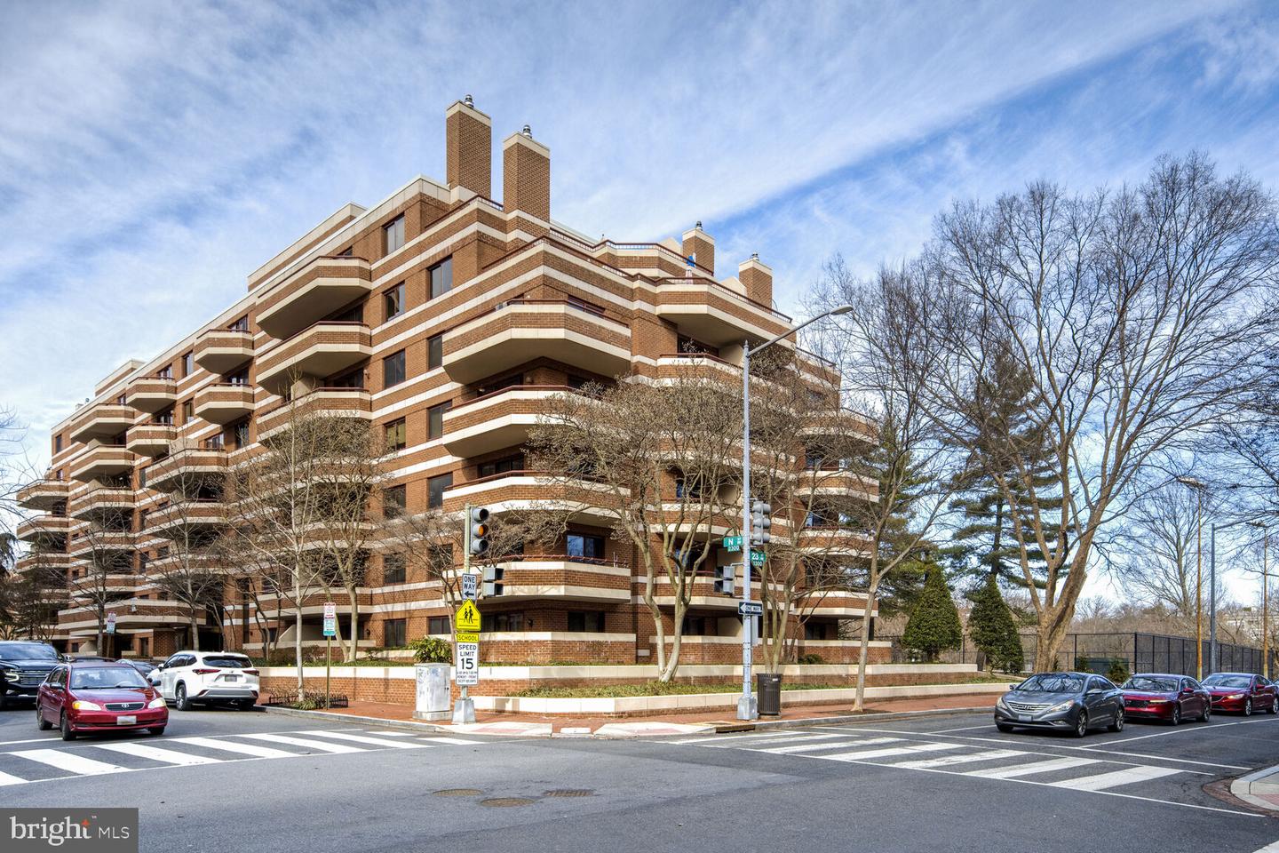 2301 N St Nw #104 Property Photo 1