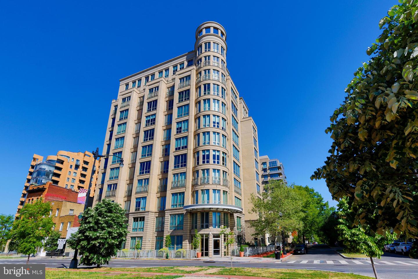 301 Massachusetts Ave Nw #204 Property Photo 2