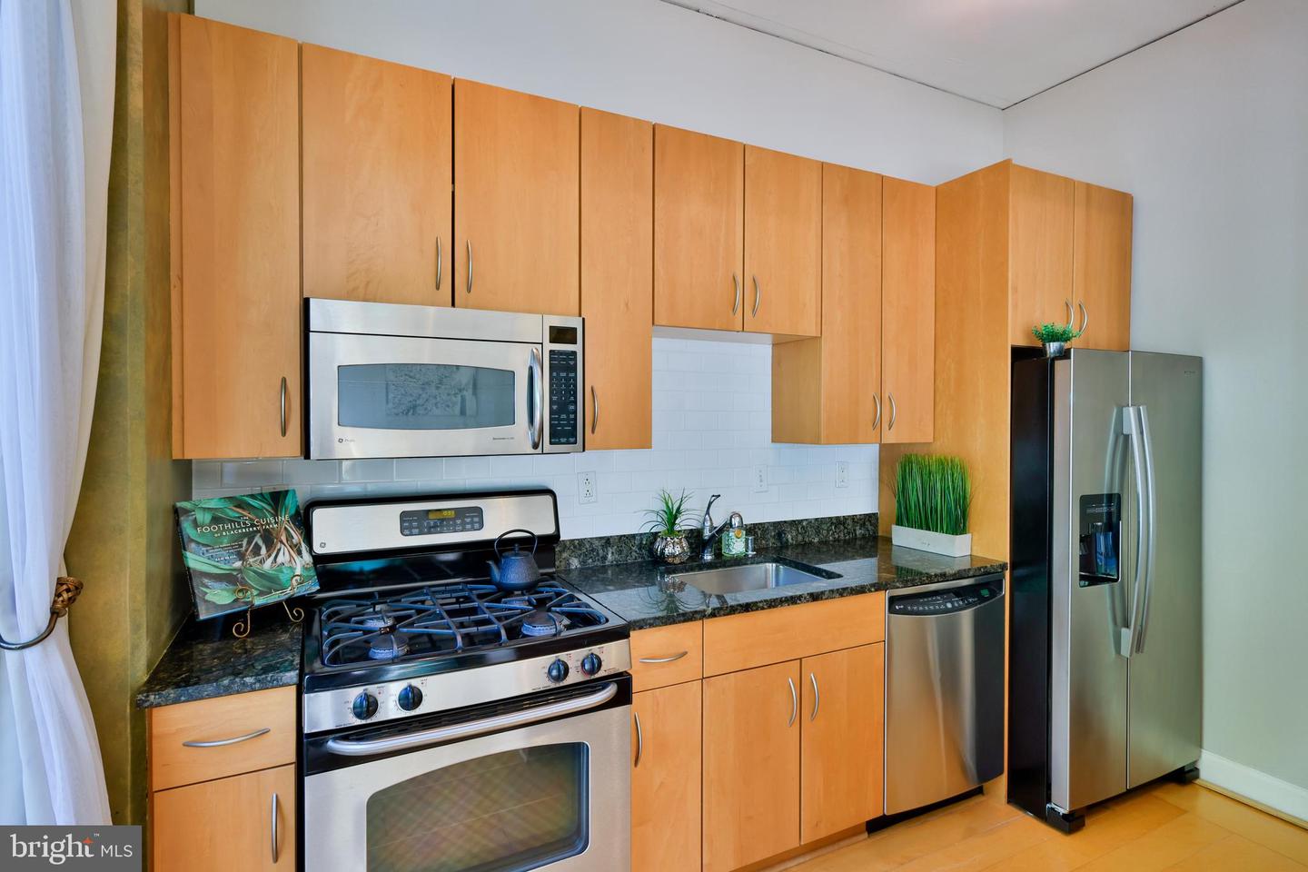 301 Massachusetts Ave Nw #204 Property Photo 12