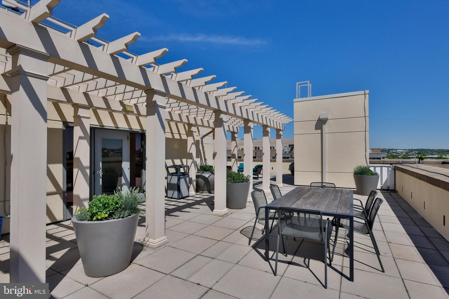 301 Massachusetts Ave Nw #204 Property Photo 37
