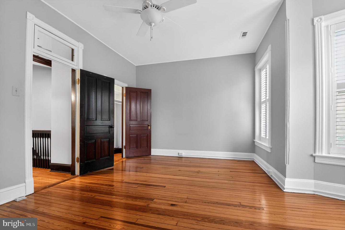 1319 Massachusetts Se Property Photo 17