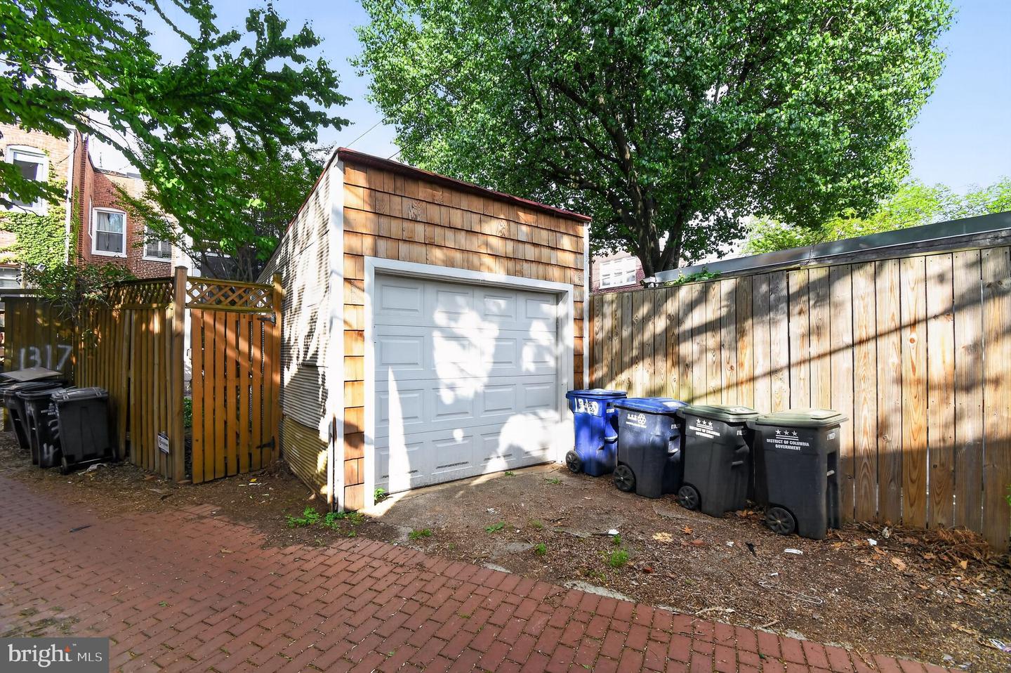 1319 Massachusetts Se Property Photo 29