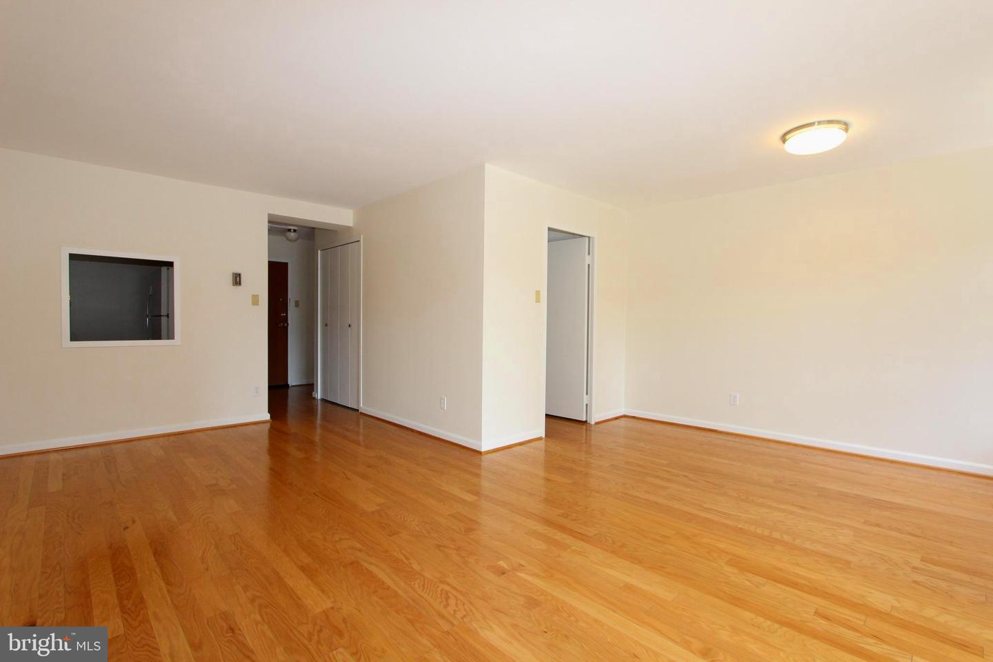730 24th Nw #308 Property Photo 4