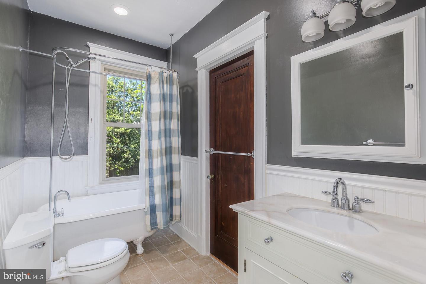 3514 34th St Nw Property Photo 23