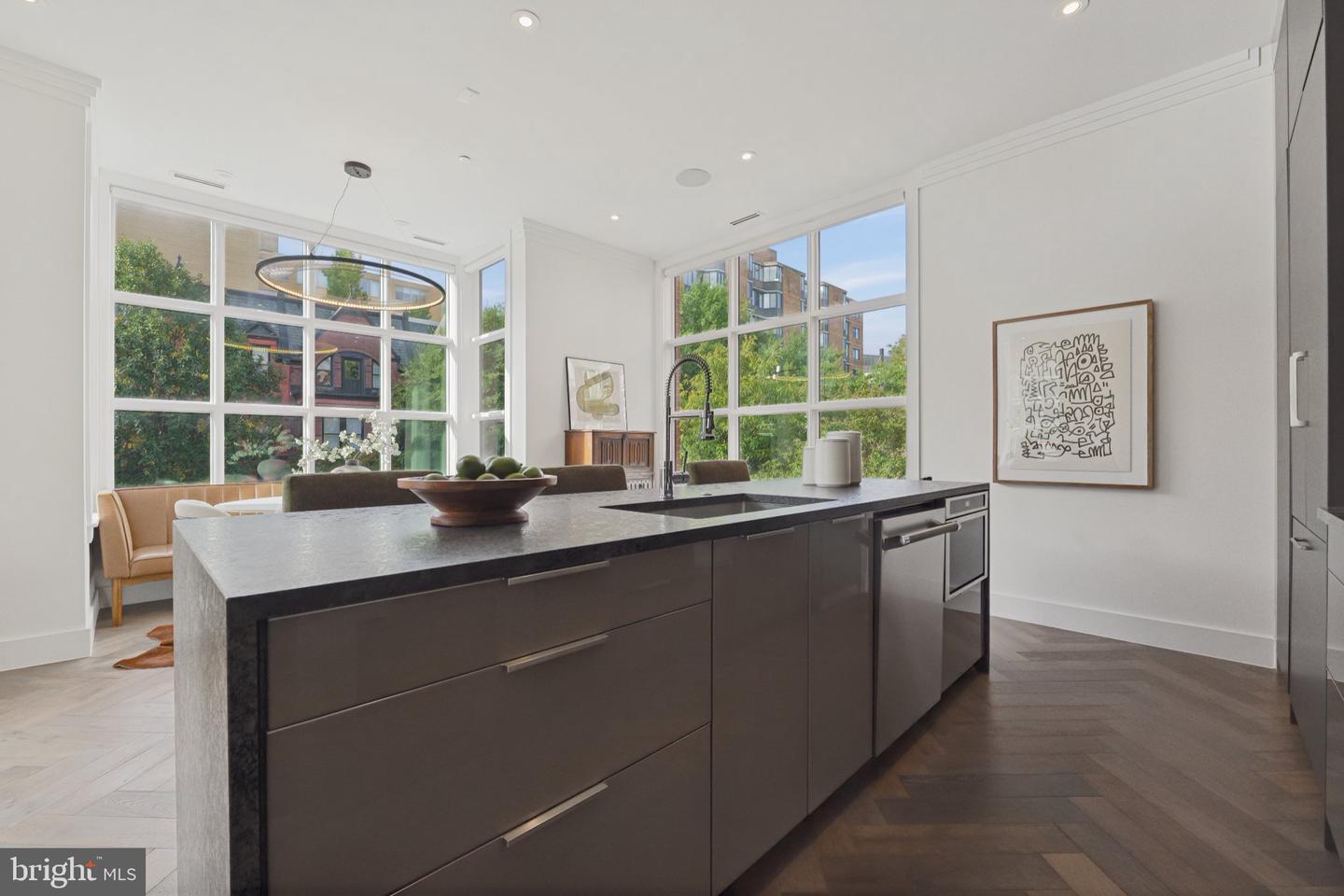 1500 17th St Nw #b Property Photo 12