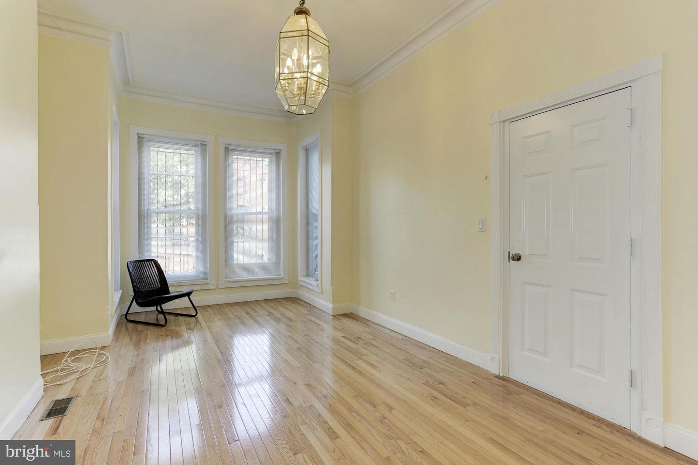 1915 11th St Nw Property Photo 5