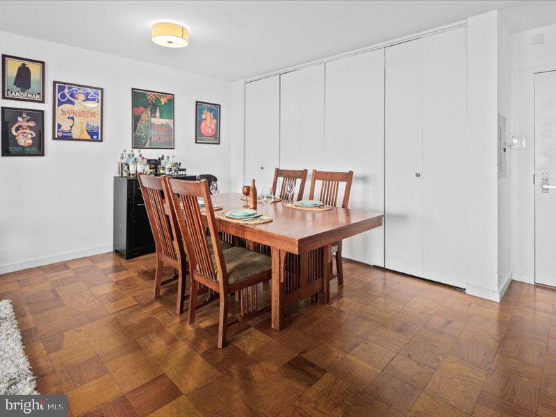 1245 4th St Sw #e707 Property Photo 12