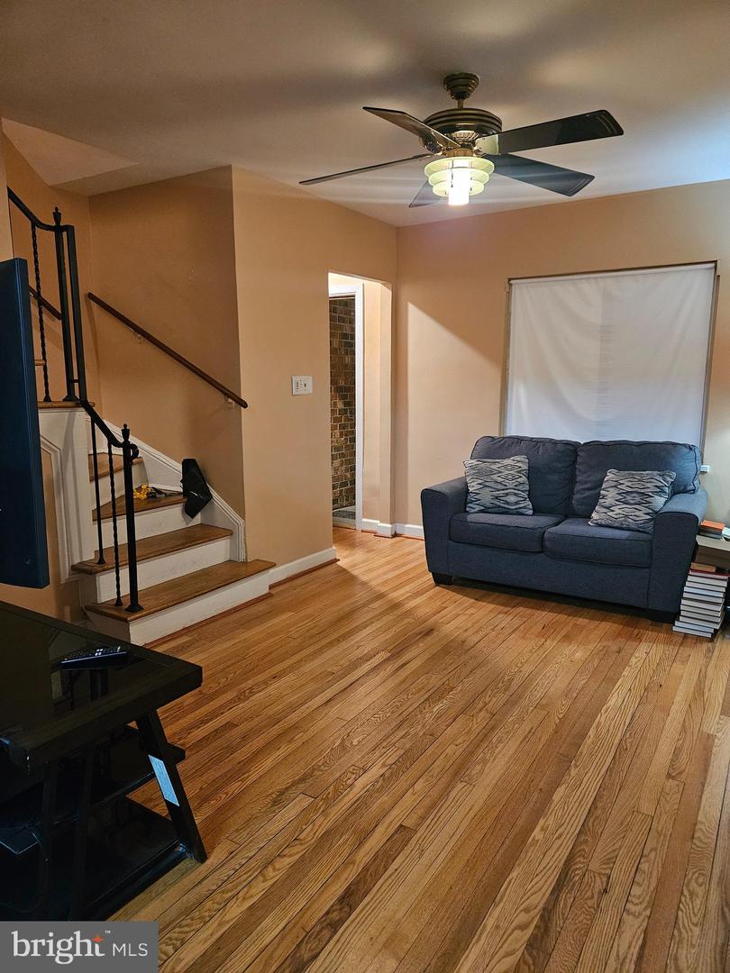 3443 Clay St Ne Property Photo 11