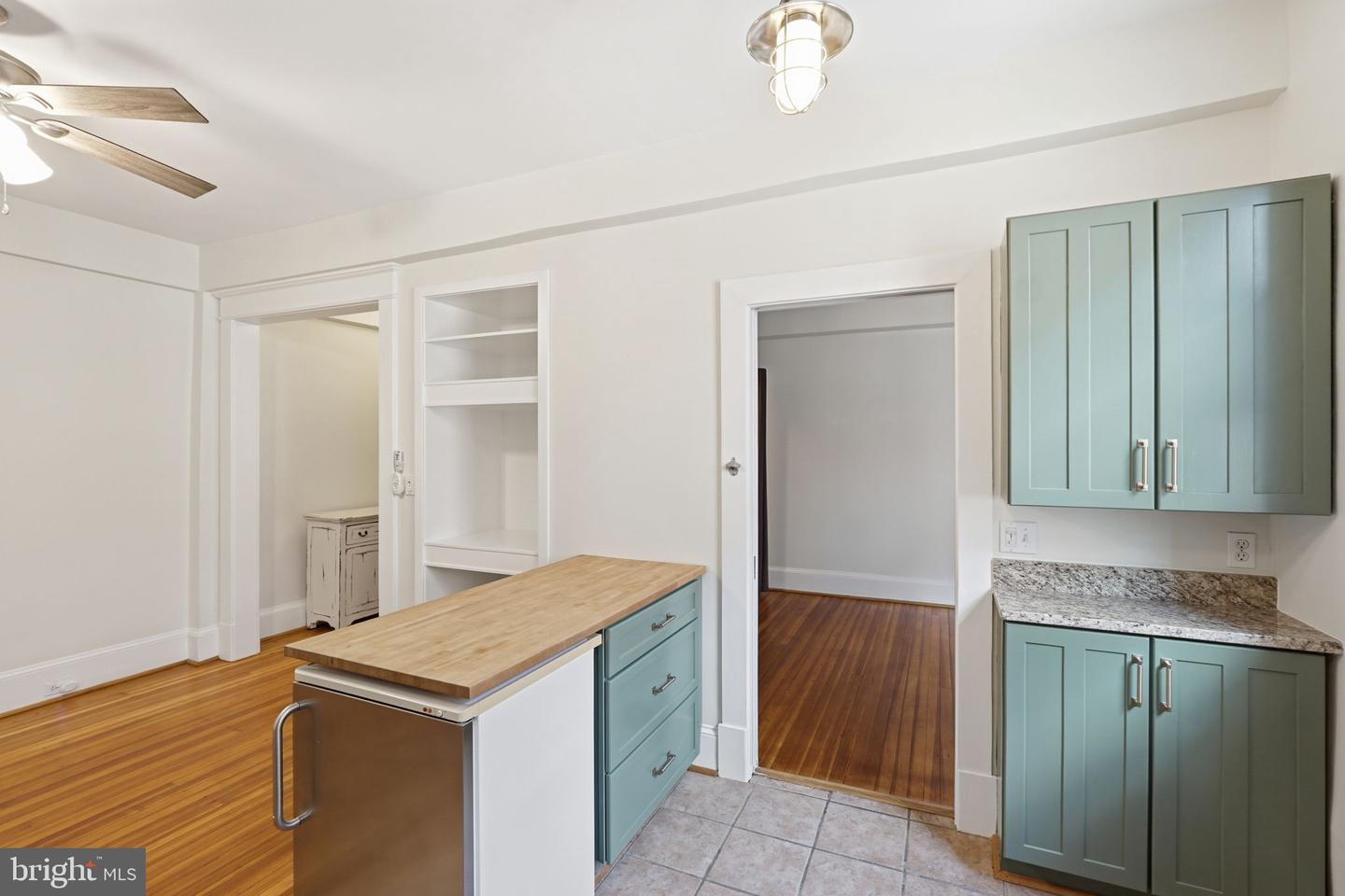 1736 Columbia Rd Nw #307 Property Photo 15