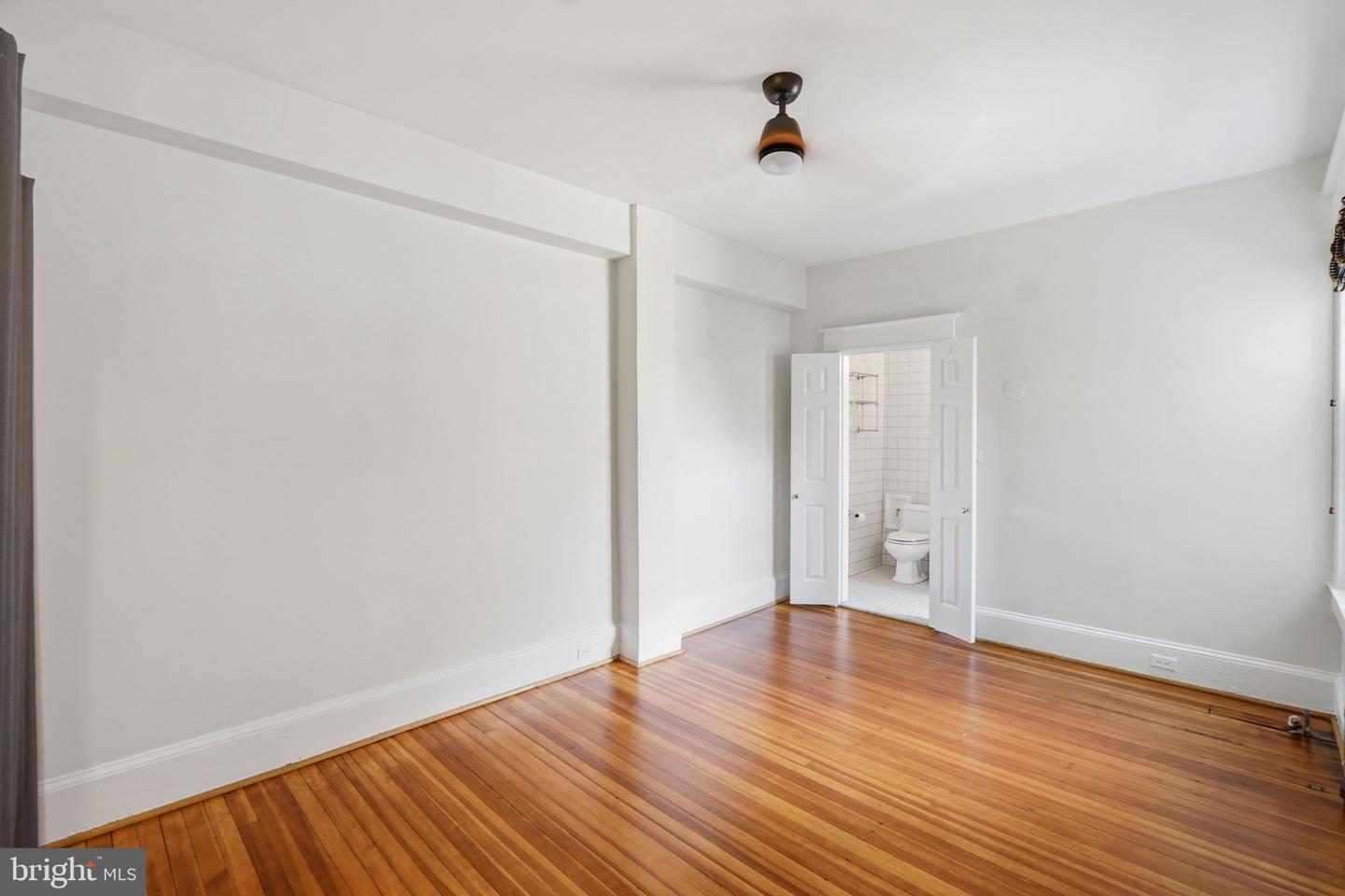 1736 Columbia Rd Nw #307 Property Photo 20