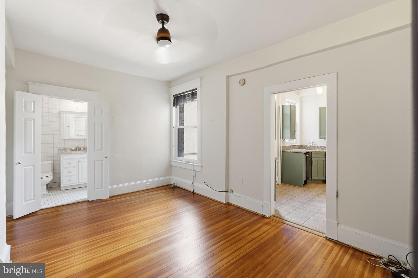 1736 Columbia Rd Nw #307 Property Photo 21