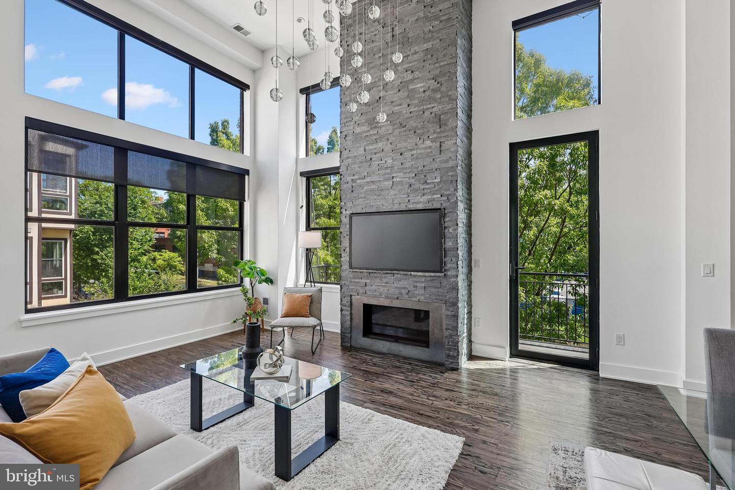1111 W St Nw #12 Property Photo 5