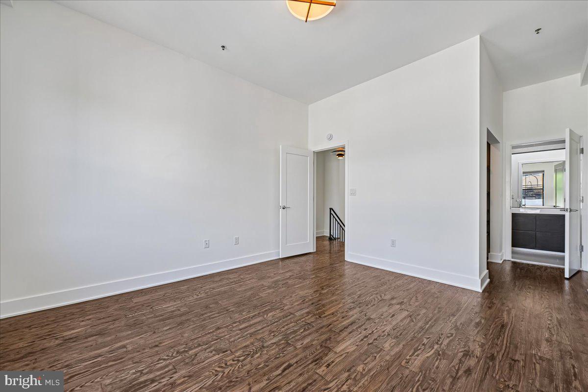1111 W St Nw #12 Property Photo 32