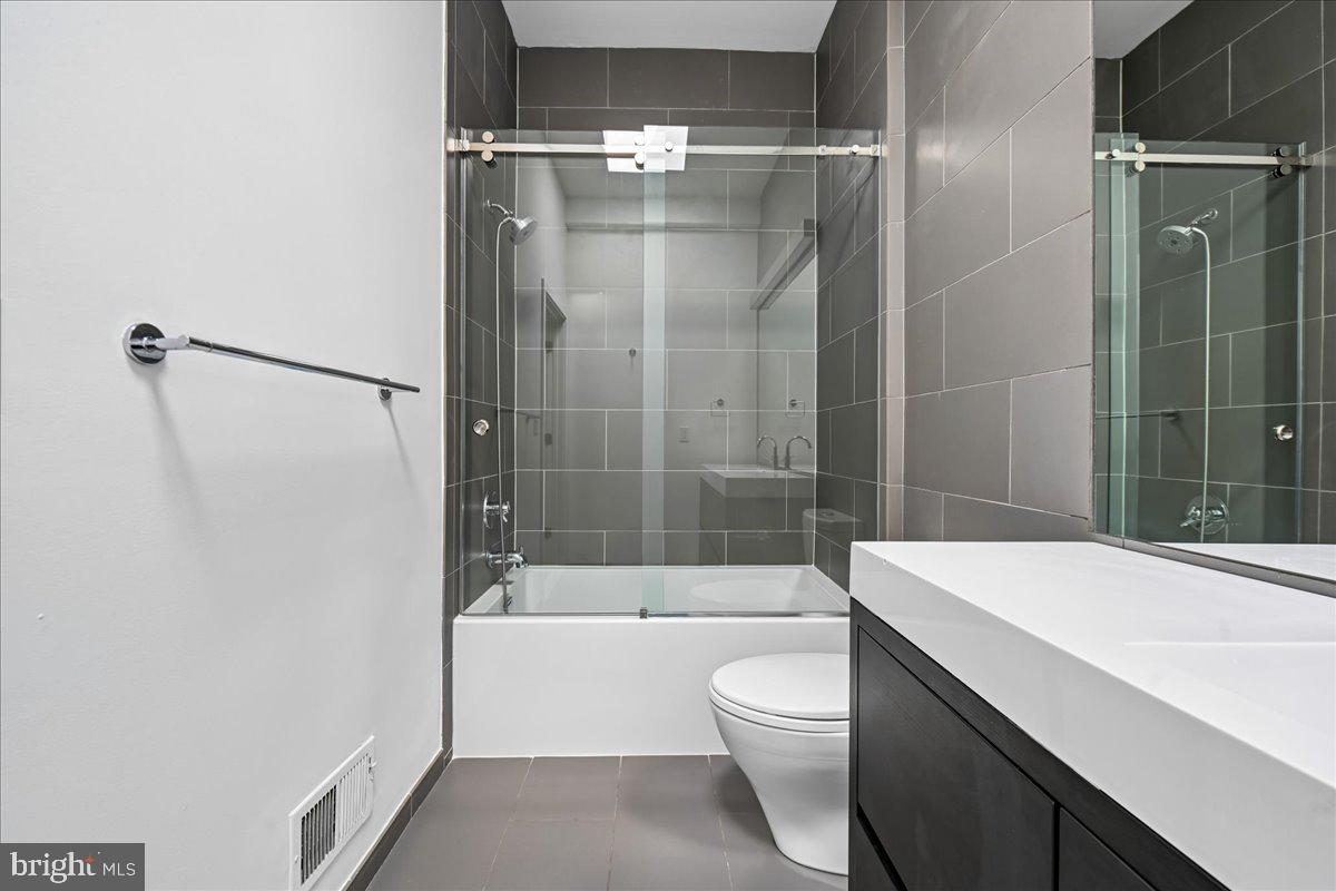 1111 W St Nw #12 Property Photo 34