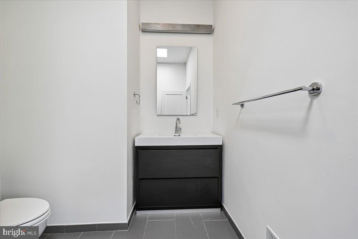 1111 W St Nw #12 Property Photo 44