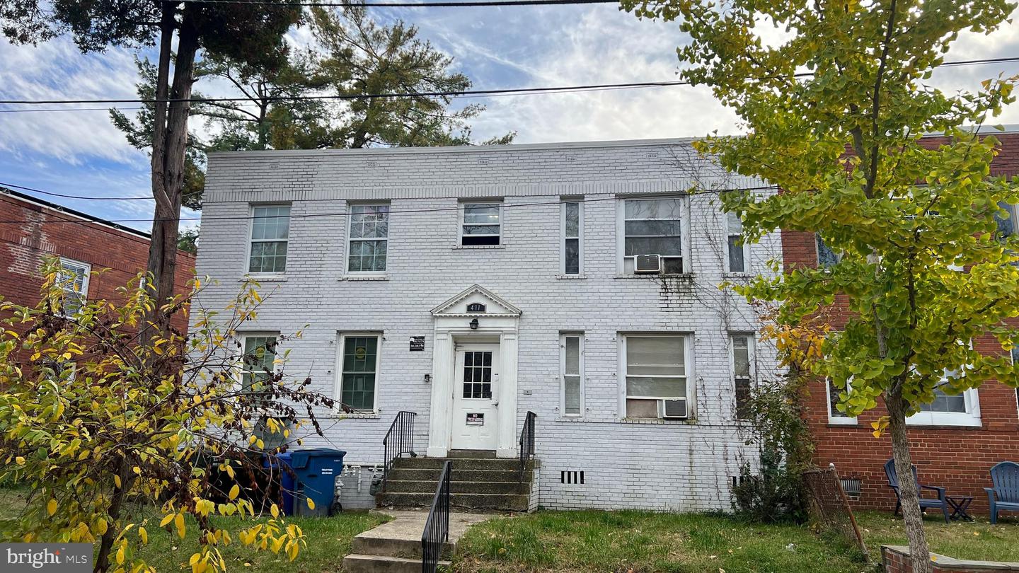 411 Lebaum St Se Property Photo 2