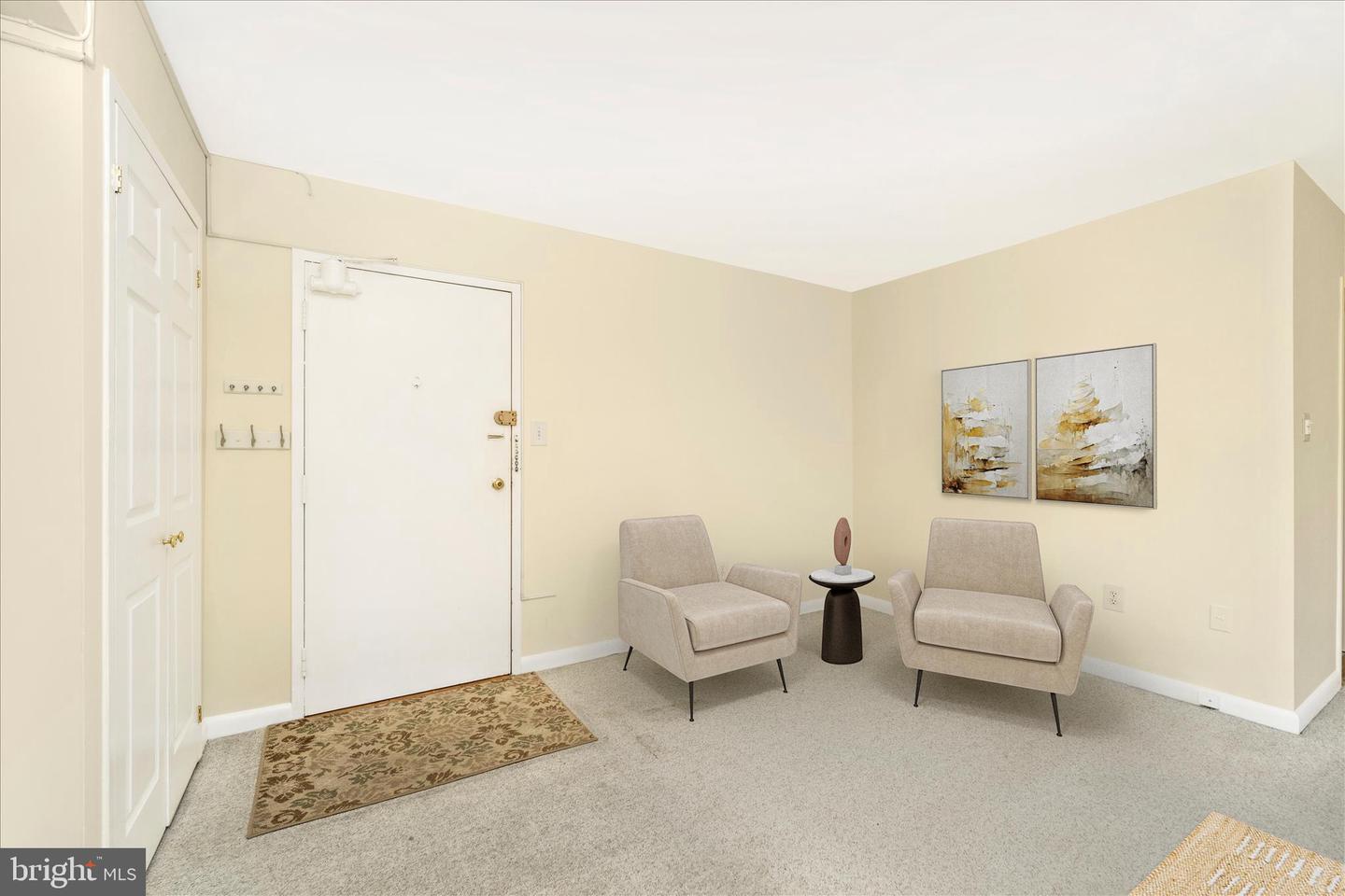 2400 Nw 41st St Nw #403 Property Photo 3