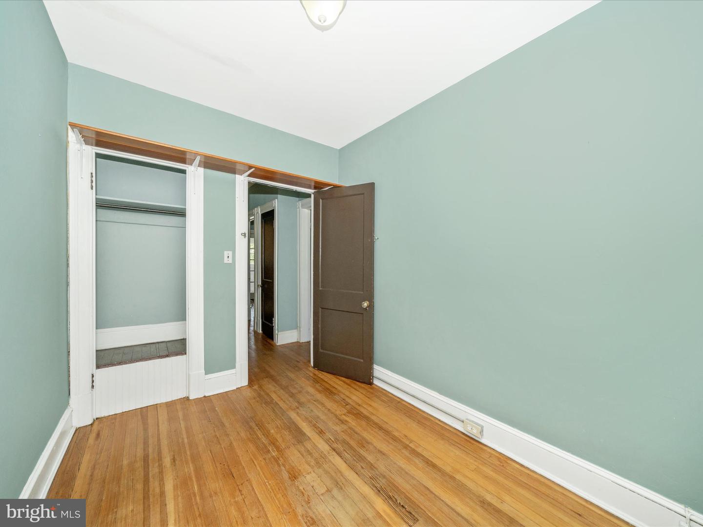 4818 7th St Nw Property Photo 16