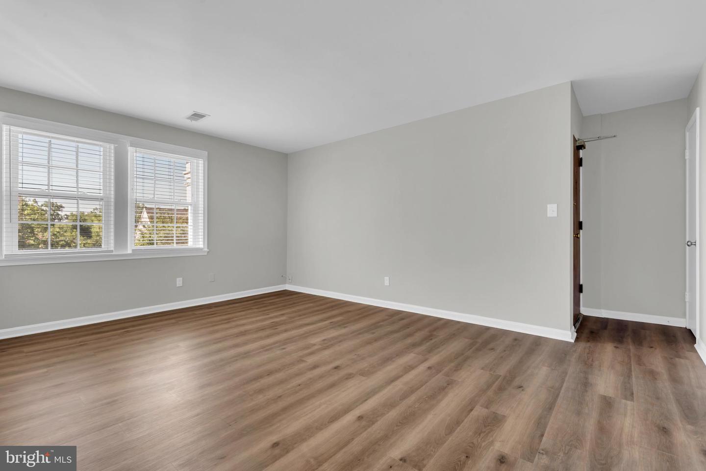 3810 W St Se #202 Property Photo 6