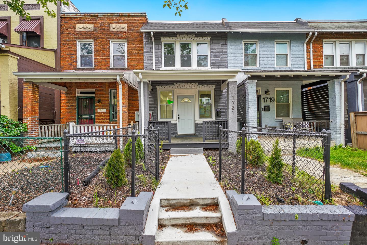 1721 L St Ne Property Photo 2