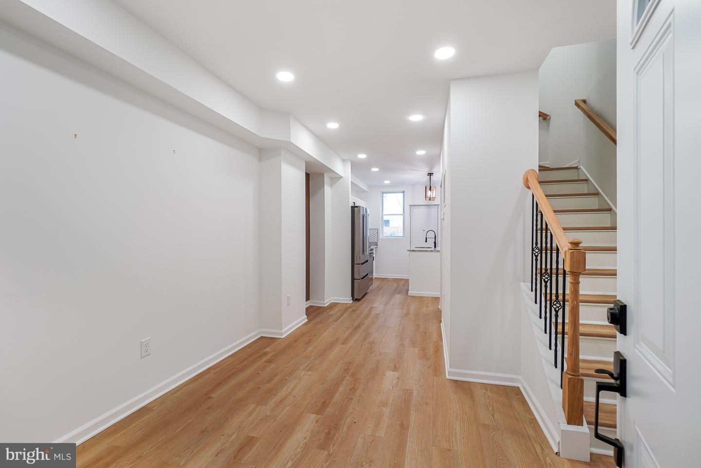 1721 L St Ne Property Photo 4