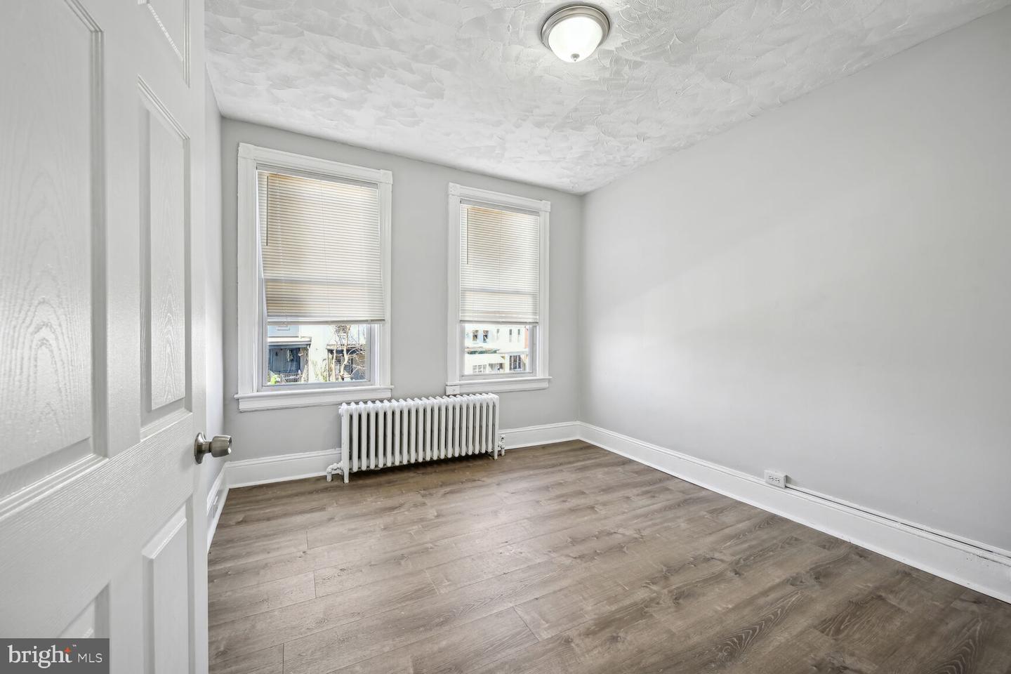 167 V St Ne Property Photo 7