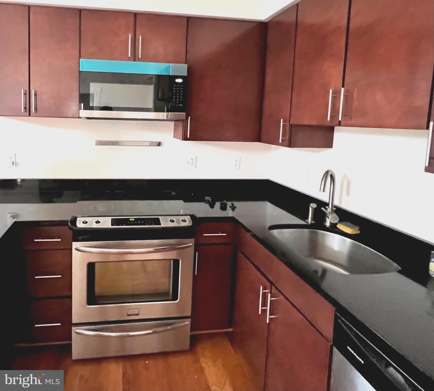 2910 Georgia Ave Nw #404 Property Photo 10