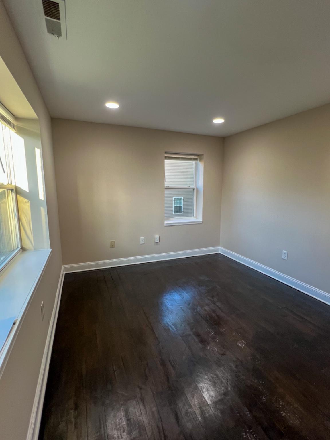5501 Foote St Ne Property Photo 3