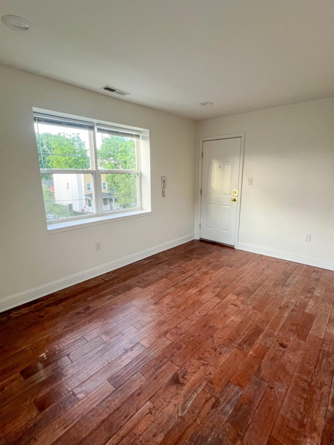 5501 Foote St Ne Property Photo 14