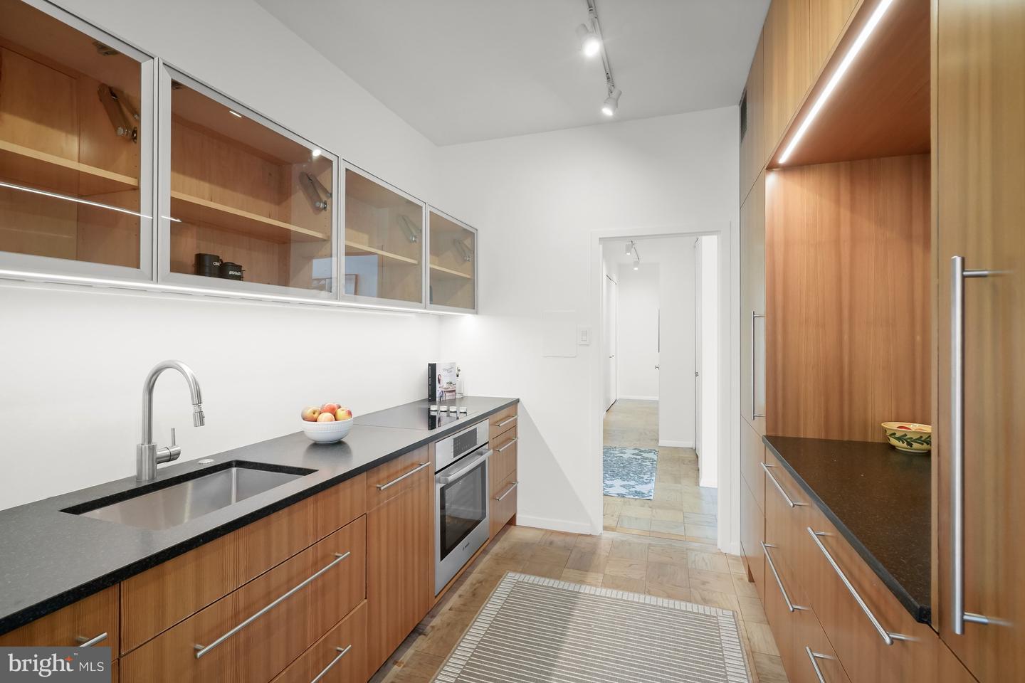 4101 Cathedral Ave Nw #504 Property Photo 12
