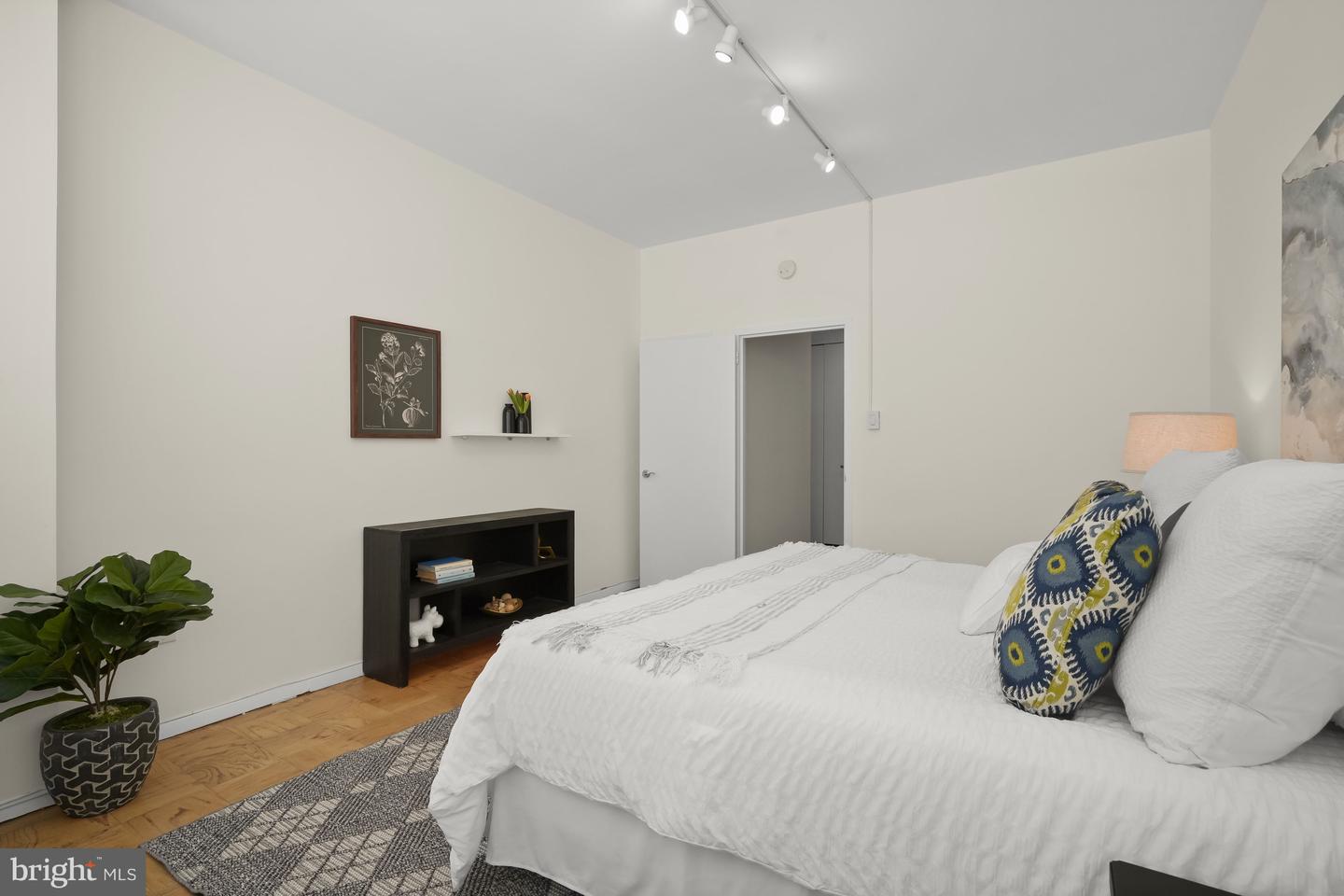 4101 Cathedral Ave Nw #504 Property Photo 19