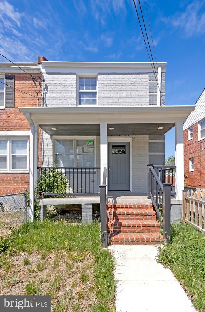 5532 C St Se Property Photo 1