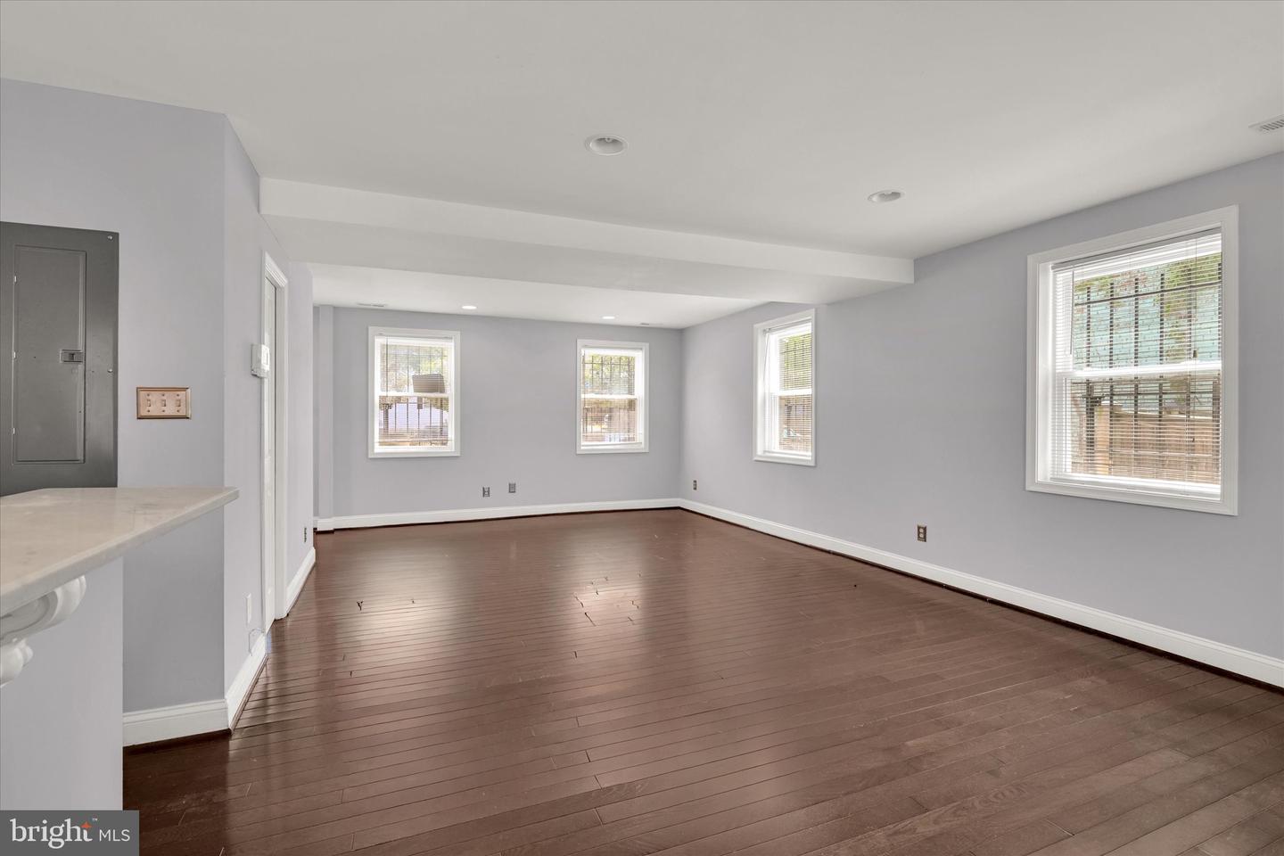 2336 Payne Ter Se Property Photo 7