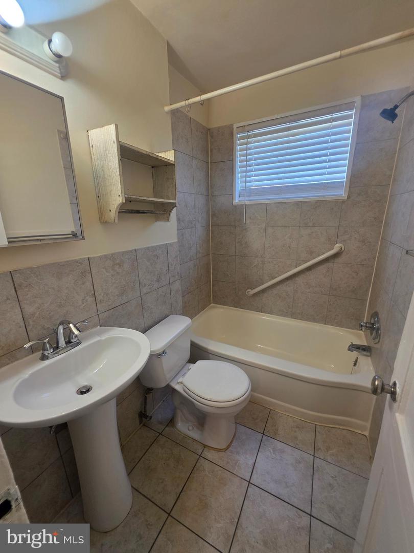 3747 1st St Se Property Photo 10