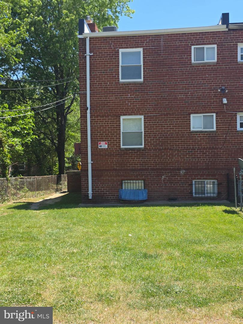 3747 1st St Se Property Photo 12