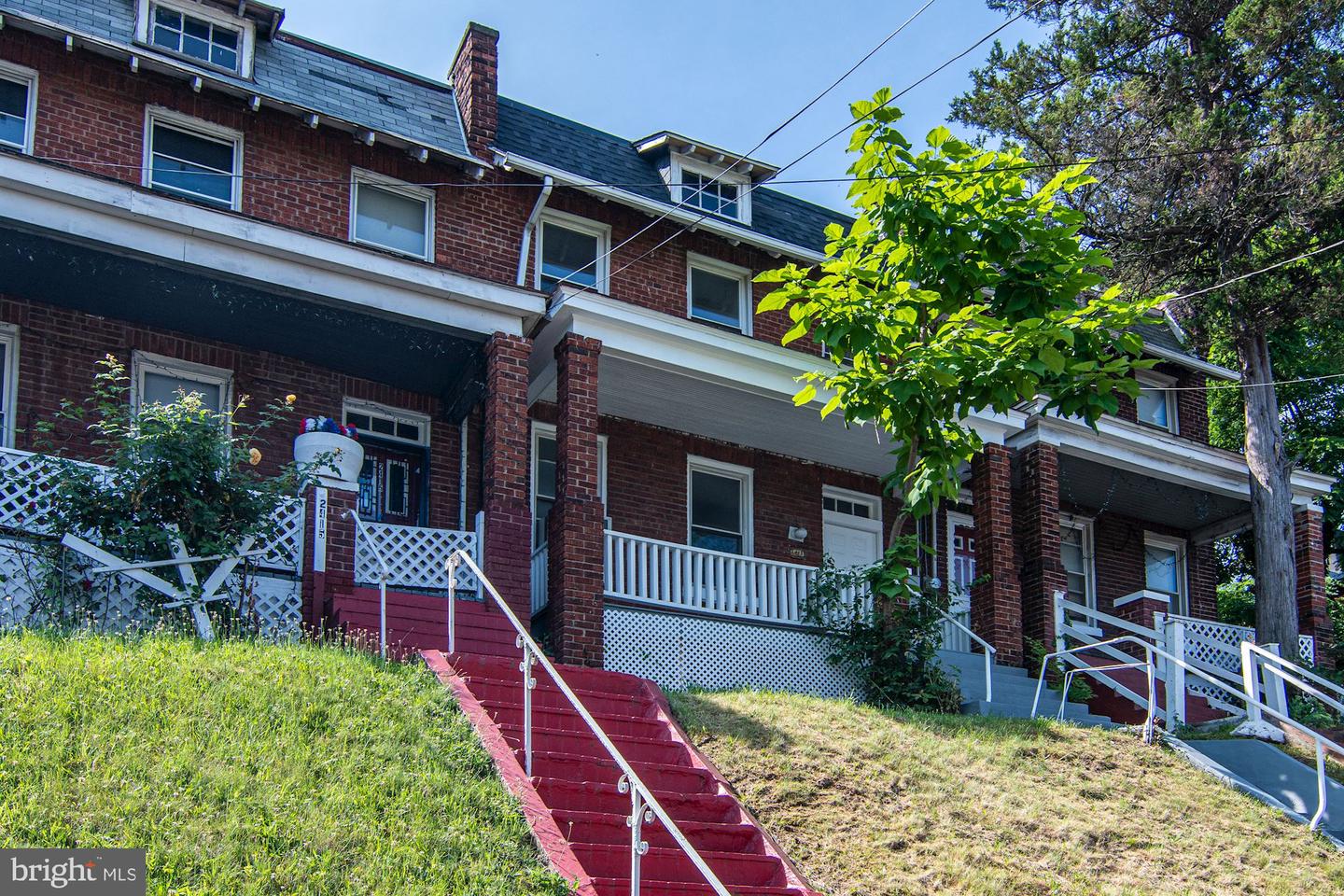 2413 Minnesota Ave Se Property Photo 5
