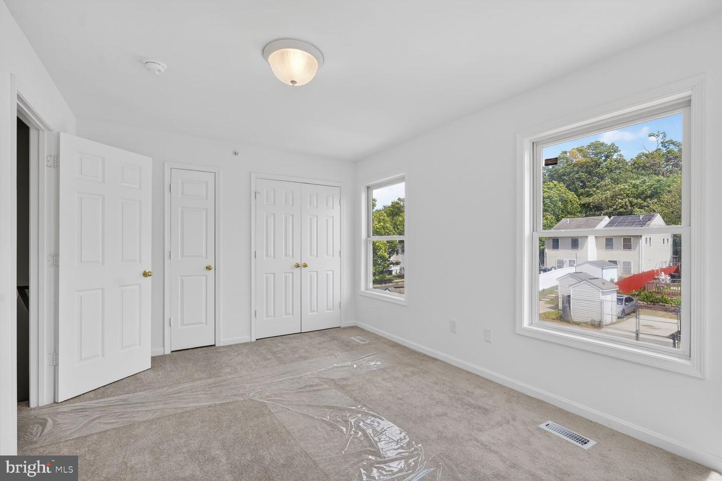 227 54th St Ne Property Photo 11