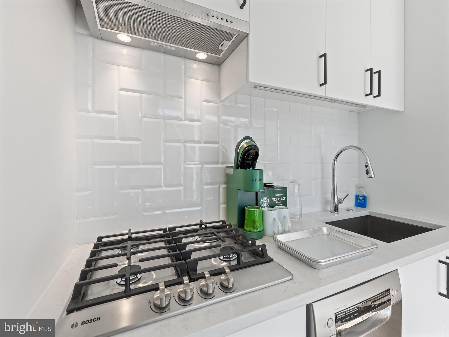 923 V St Nw #204 Property Photo 4